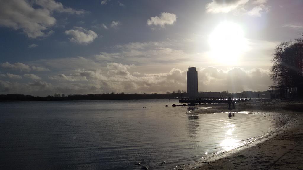 Ostseefjord-Schlei-Blick Im Wikingturm シュレースヴィヒ エクステリア 写真
